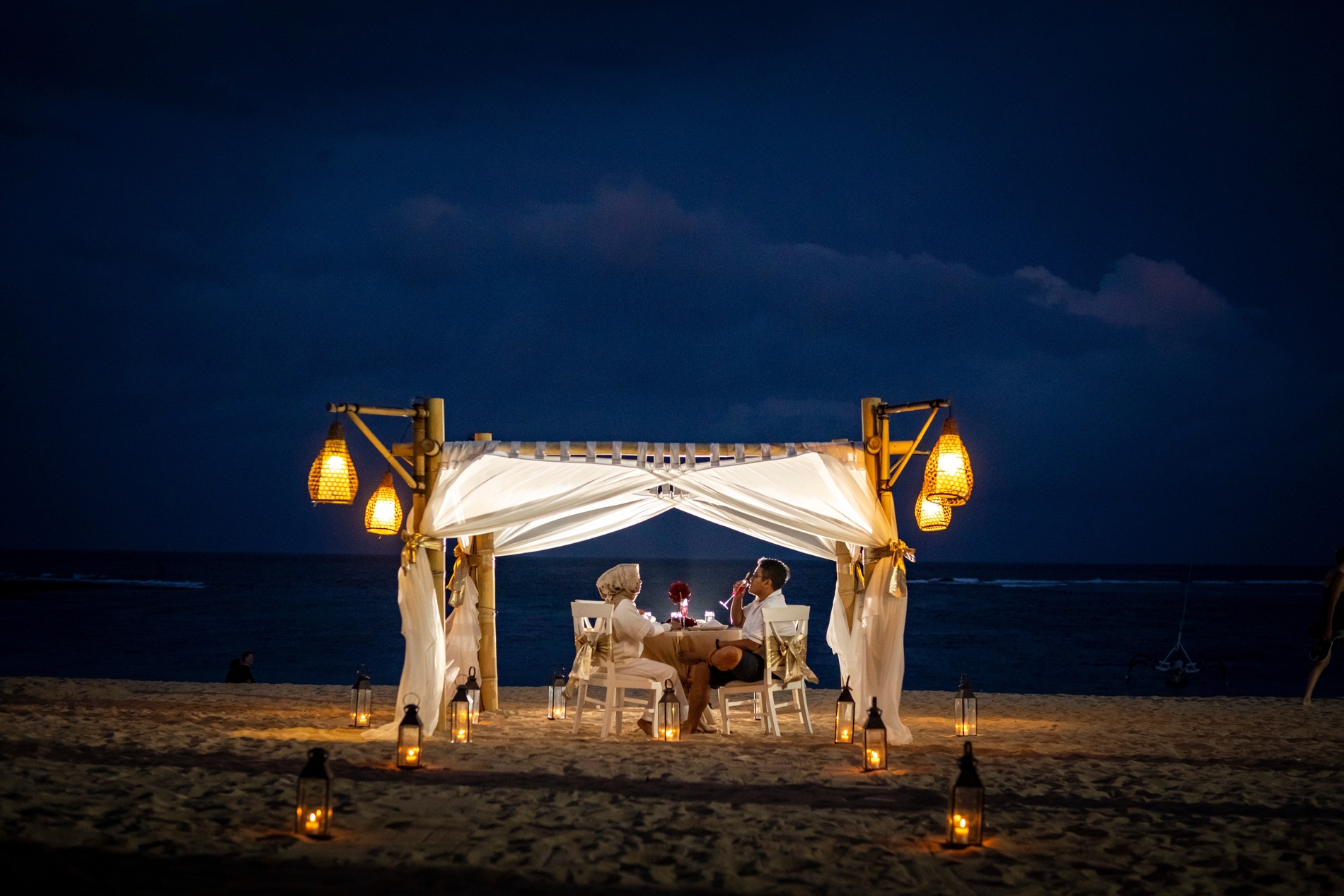 Maldives evening date