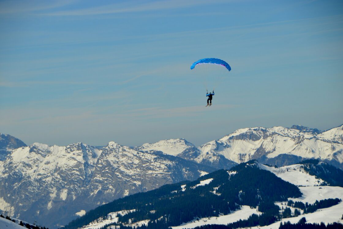 paraglising The Alps