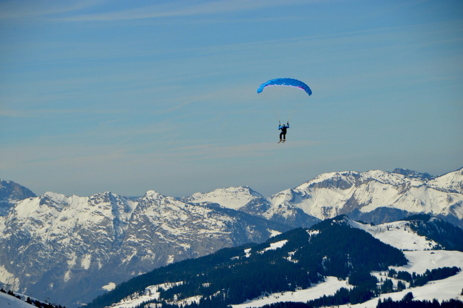 paraglising The Alps